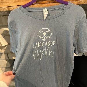 Blue Labrador Mom T-Shirt